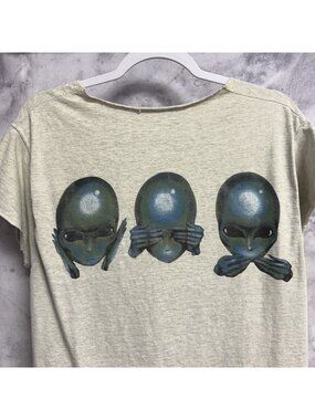 Vintage You Are Not Alone Aliens T Shirt Mens Gray Cropped Cut Medium